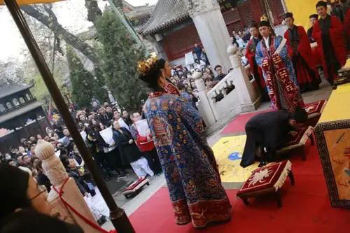 婴灵会跟着父亲吗？怎么才能躲开婴灵