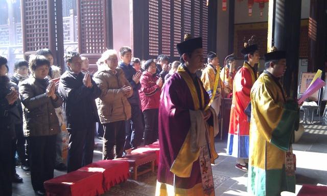 快快持诵北斗经,北斗能解一切厄