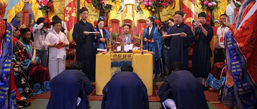 择吉日剖腹产虽好_但也要注意这几点