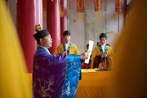 判断特殊命格光靠口诀不一定准 实际情况也要参考