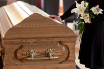 地藏经中说梦到过世的人