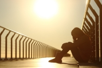 和合二仙手里拿的什么 请和合二仙能够挽回爱情