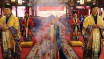 堕胎后要送婴灵吗,堕胎女人给婴灵做了超度,男