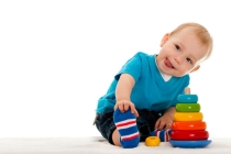 小孩子受到惊吓一直哭闹怎么办，及时就医是正