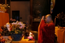 小孩子晚上睡觉时像惊吓 小孩子惊吓的解决办法